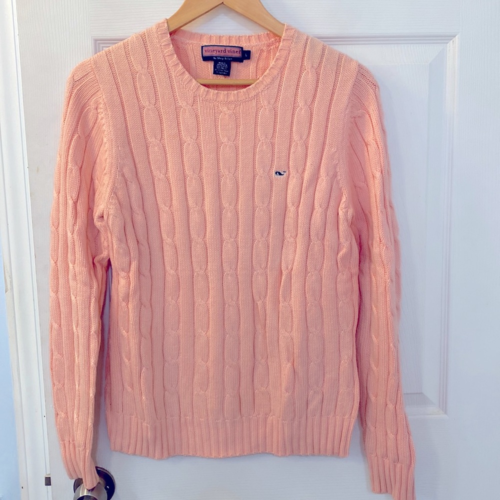 Vineyard Vines size Lg pink cable knit sweater